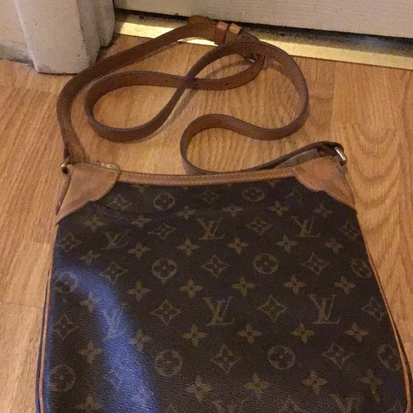 Louis Vuitton Odeon pm crossbody handbag - Picture 2 of 16